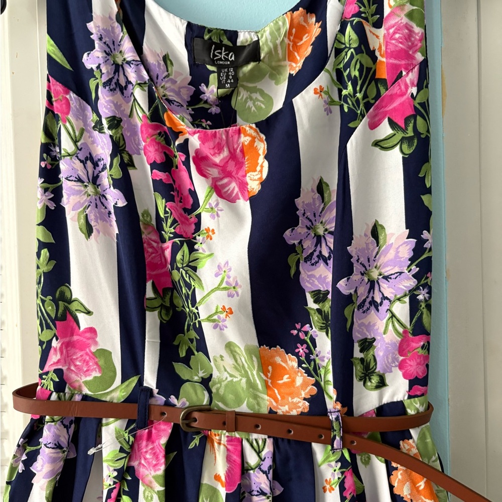 NWT Iska floral and striped dress with belt. Size Med - Picture 2 of 4